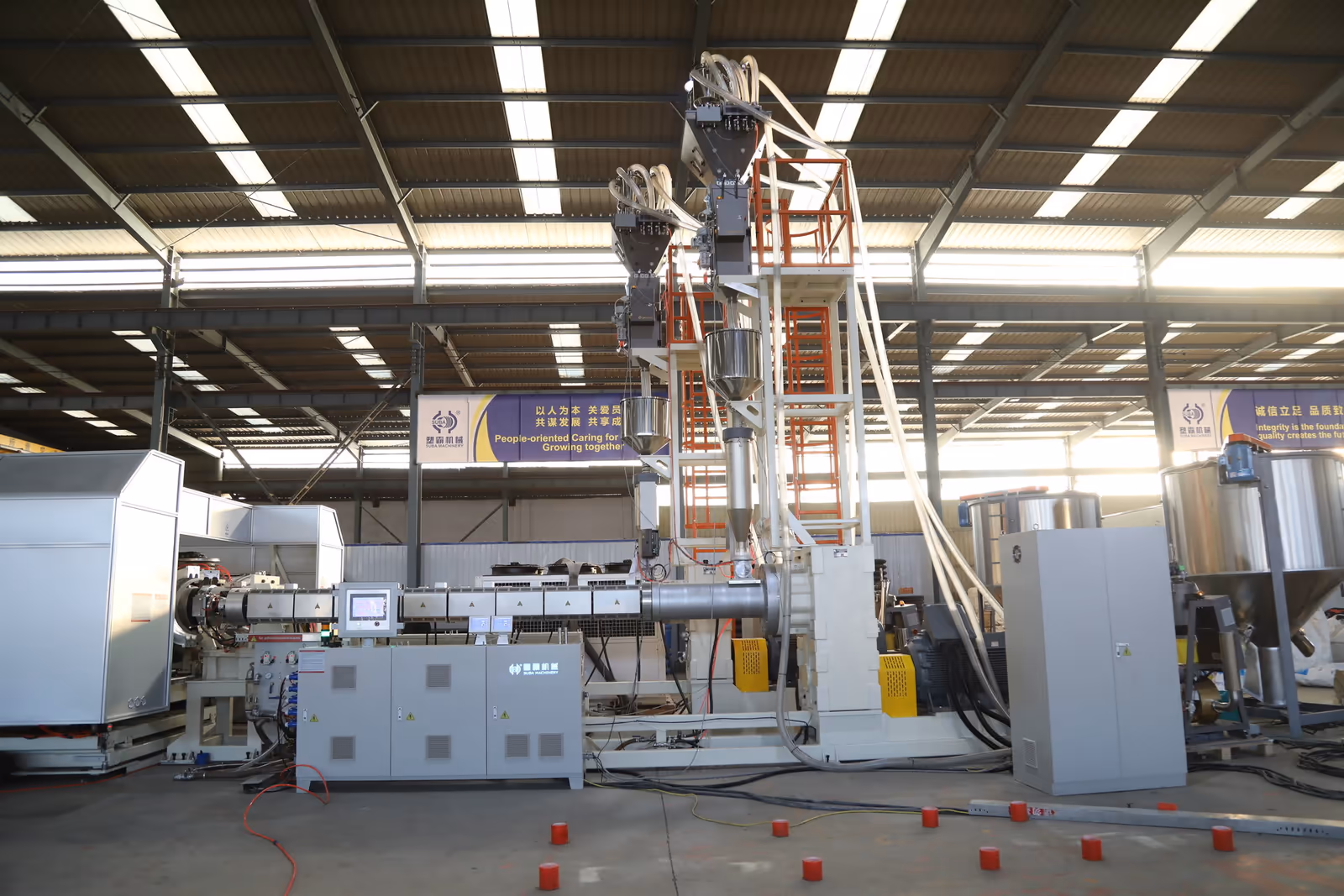 Extruder - Suba machinery corrugated pipe extrusion line includes automatic feeding system and hopper with drying function - 4